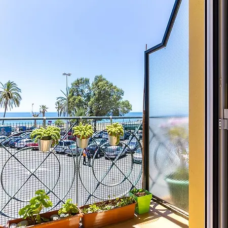 Soek Pedregalejo Seafront Holidays Homes Malaga Exterior photo